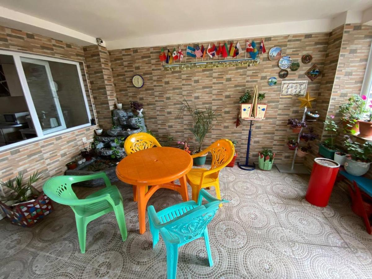 Guest House Ocean Force Batumi Esterno foto