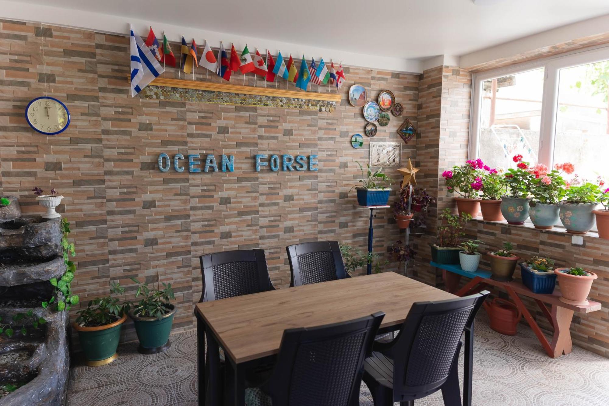 Guest House Ocean Force Batumi Esterno foto