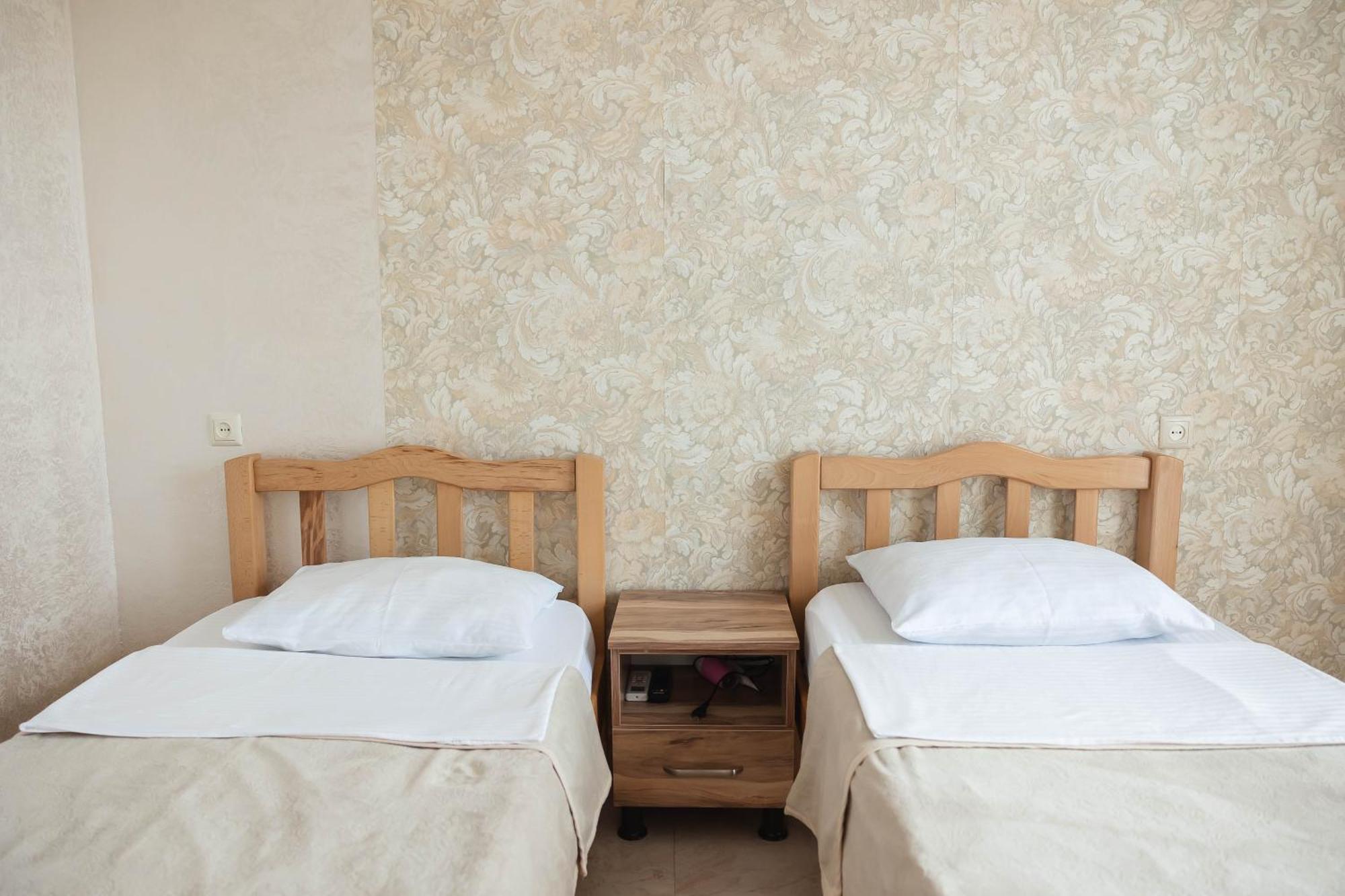 Guest House Ocean Force Batumi Esterno foto